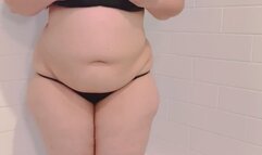 BBW TAKING HOT STEAMY SHOWER BELLY PLAY