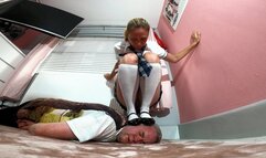 Japanese Schoolgirl Head Squat FLOOR CAM