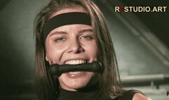 Hot Gag Dance from Leya 8 (FULL HD MP4)