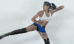 Branco di idioti, non potete nulla contro Lilli Quinn !! - Gang of idiot, you can't do nothing against Lilli Quinn !!