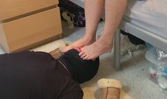 Slippers foot worship