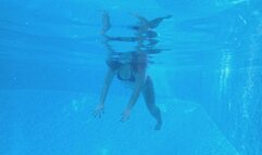 Uw Booty Shaking Hair Dunking Kim Chi