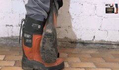 Carradio under my heavy Wellies