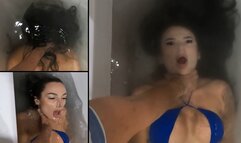 The guy POV holds Jade underwater