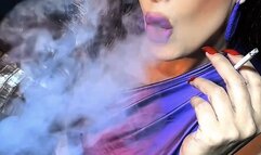 Between purple lips and smoke - Addiction has never been so seductive - Super Slims