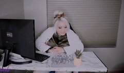 Scientist takes home the Tiny people for her Desires