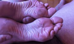 SKINNY WRINKLED SOLES FOOTJOB - HD