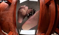 EIG old CRUSH test pantyhose - MP4