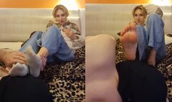 He sniffs and licks my socks and feet HD - MP4