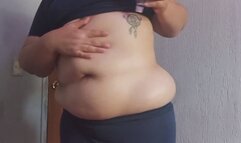 Slow Motion - Oiled Belly Massage with Wooden Roller