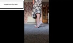 Thebarefootarchitect feet out of heels itch