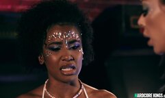 Ebony and tattooed brunette tribbing