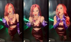 Jassica Rabbit smokes 2 Eve 120 at once