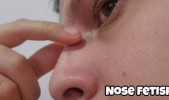 Big nose Román nose (nose picking, blowing, piggy nose)