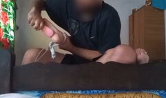 Foot Tickling Part 1 – Argentine Girlfriend, Hands, Hairbrush & Lotion