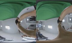 3DVR180 ANNA flattened the dwarf s buttocks to smell the odor 1