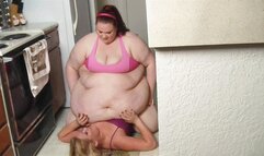 Skinny Roommate Squashed By SSBBW On The Kitchen Floor (Whitney Morgan & Tiffany Cushinberry) *MP4*
