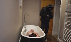 The Bondage Bath wmv