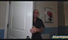 MILF Gets a Lube Job From Her Mechanic