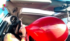 Roxy's Christmas Krampus Car Blow to Pop 4K (3840x2160)