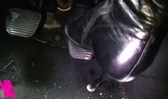 Pedal pumping in black leather boots