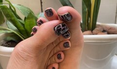 suck on my pink fingers