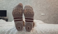 Yoga socks destruction F