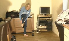 Chelsea's New Elegant Heels (4K)