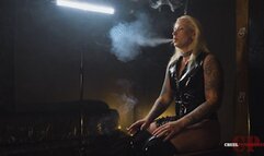 Glistening lips and smoke FHD MP4