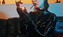 ASMR: CATWOMAN SMOKING (PVC, CIGARETTE, GLOVES, KITTY CLAWS)