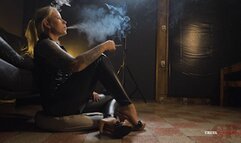 Cigarette between shiny lips 4K MP4