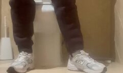 Feet & Toilet Fetish – Worship From Below