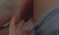 Stinky dirty bush feet