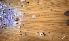 DESTRUCTION OF TINSELTOWN, A Giantess Christmas Tale