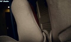 Just a gnat buzzing by her stinky feet! - MOV