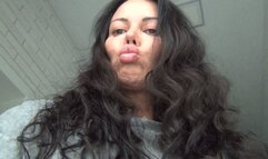 Smell my stinking mouth Sa