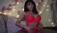 Ember Snow's Giant Anal Plug and Clit-Sucking Sunday Solo