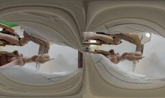 3DVR180 LILI YANYAN POV squashed shoes to imprison dwarves