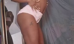 Ebony in Booty Shorts Dancing & Ass Worship JOI