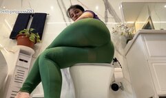 Wet butt, bubble farts