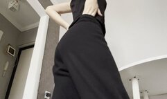 Pad show, clit rubbing!