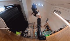 VR360 YIDE boots trample on the bread