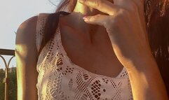 Golden Hour Smoking on the Balcony – Calm, Slow & Addictive