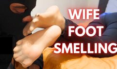 WIFE NYLON FOOT SMELLING IN UGGS