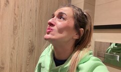 Public splashing non-stop wmv