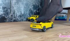 Lamborghini Urus Toy car crushing