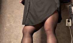 Giantess crush little man!