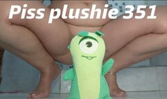 Piss plushie 351