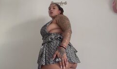 8 Min of Instructions Handjob + Massive Farts and Wet Surprise on the Floor