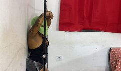 ASIAN WOMAN DISCOVERS DWARF SLAVE DISGUISED AS AN ALIEN TO SNIFF KIARA'S FARTS - FULL HD CAM